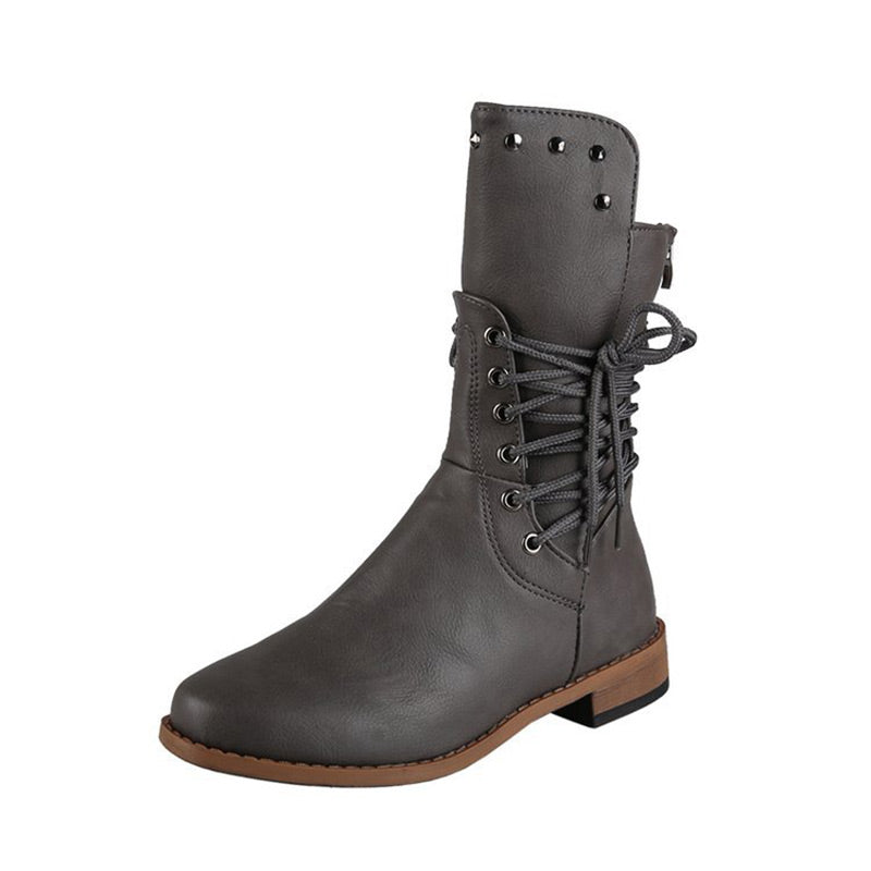 Bottines femme à lacets et rivets décoratifs