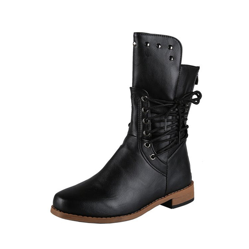 Bottines femme à lacets et rivets décoratifs
