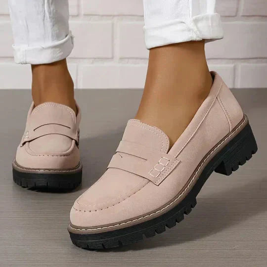 Mocassins Femme à Semelle Épaisse et Coupe Confortable pour Usage Quotidien