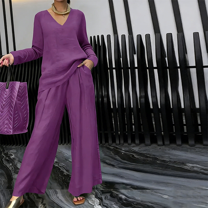 Ensemble femme fluide avec pantalon large et col en V élégant