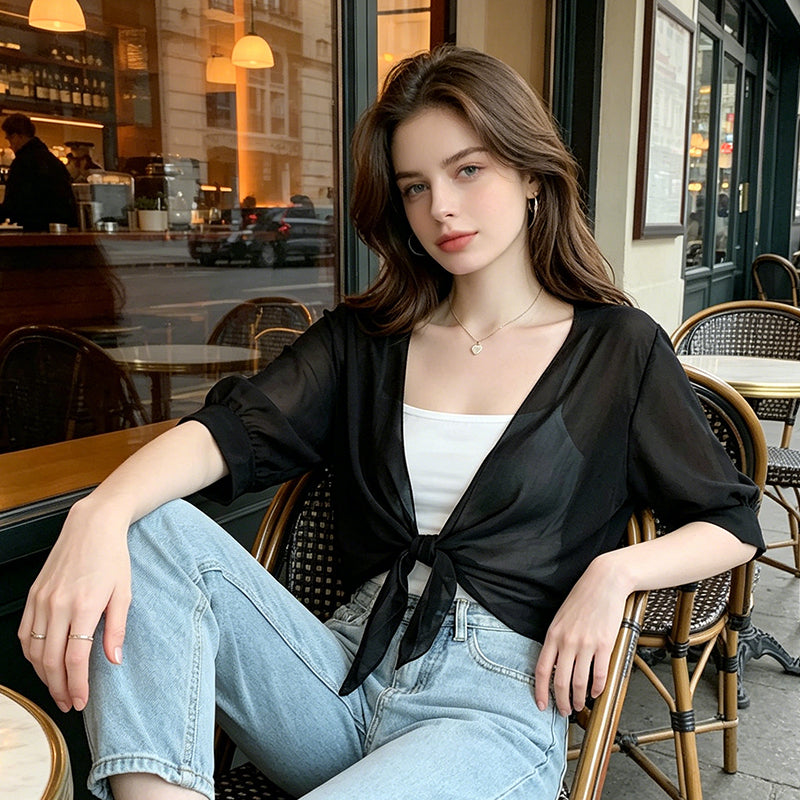 Haut femme en chiffon transparent avec nœud à l’avant