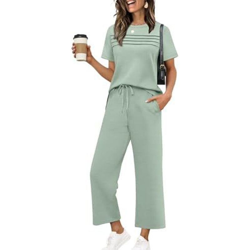 Ensemble femme décontracté avec pantalon large et haut manches courtes