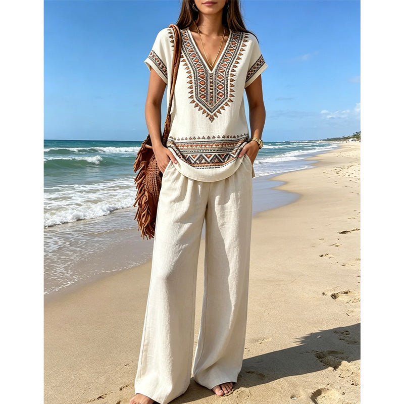 Ensemble femme bohème avec haut imprimé floral et pantalon large