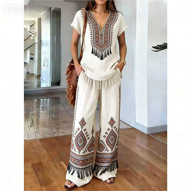 Ensemble femme bohème avec haut imprimé floral et pantalon large