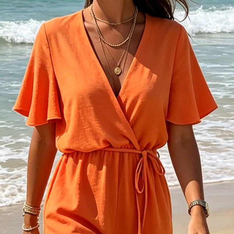 Combishort d’été femme à col V croisé et taille nouée
