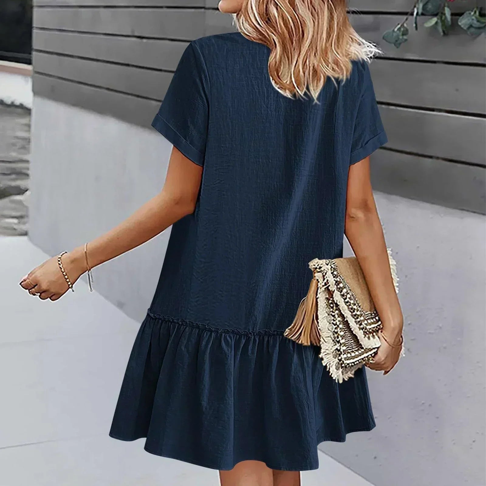 Robe courte femme coton lin à boutons et ourlet volanté