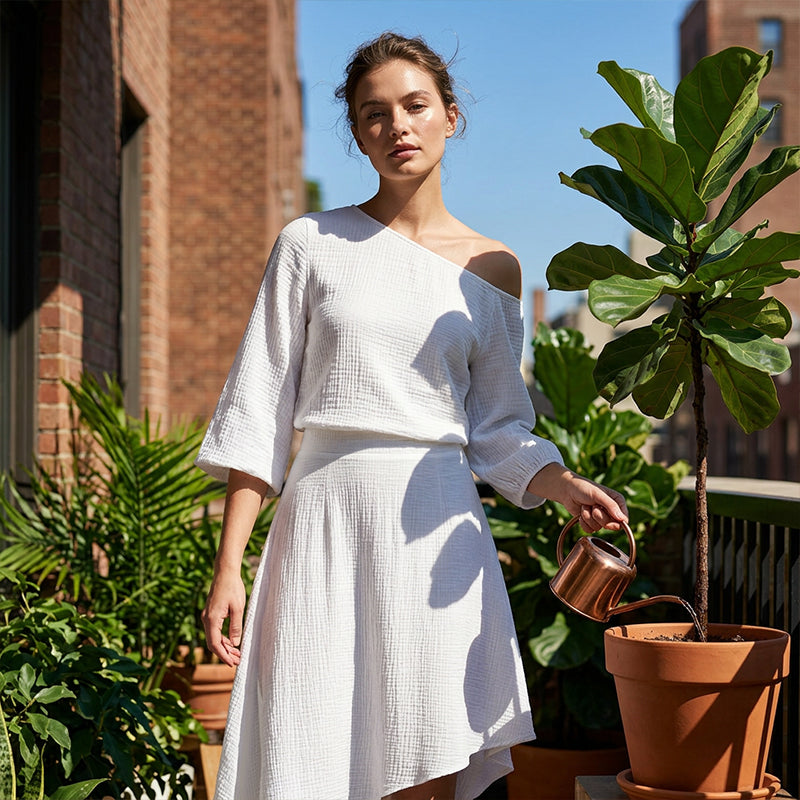 Ensemble deux pièces femme avec jupe asymétrique fluide