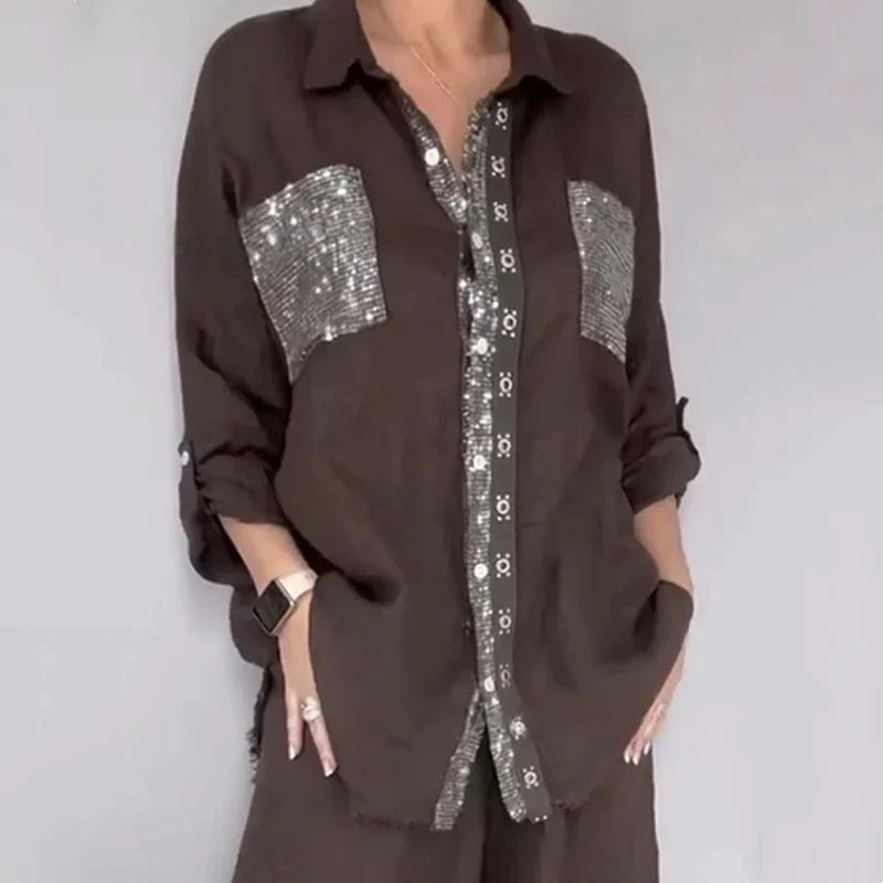Ensemble femme blouse fluide et pantalon large à détails pailletés