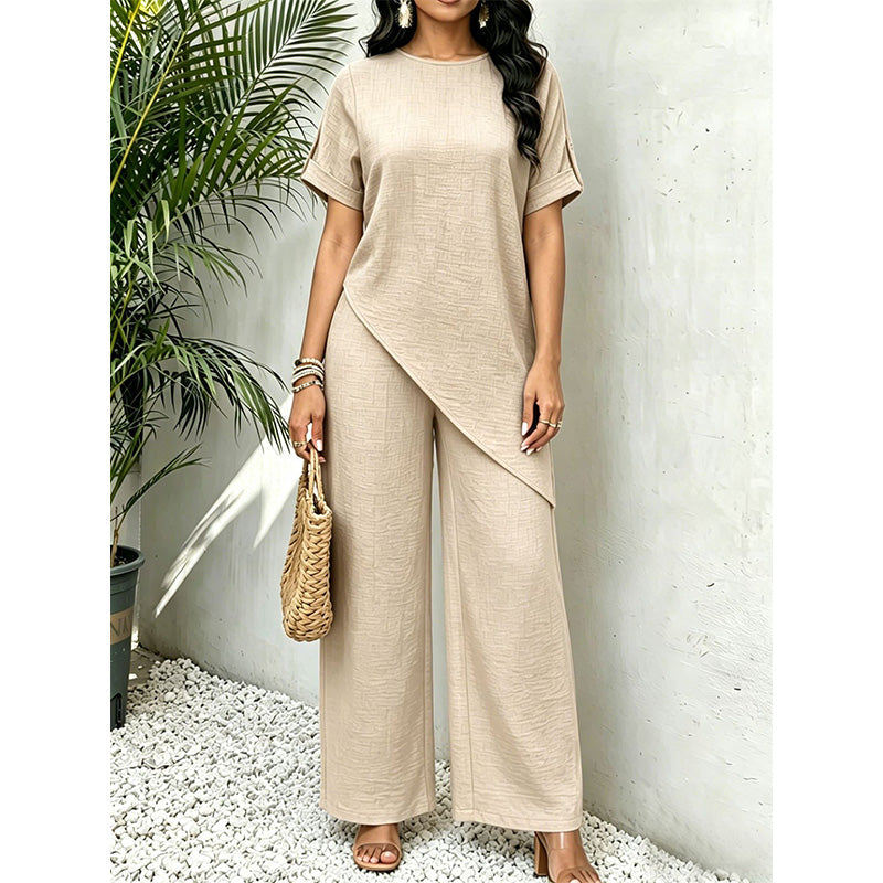 Ensemble femme avec haut asymétrique et pantalon large fluide